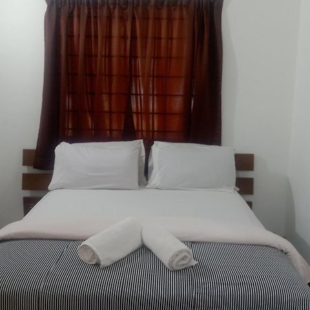 Pd Bayu Beach Resort Private Service Apartment Port Dickson Exteriör bild