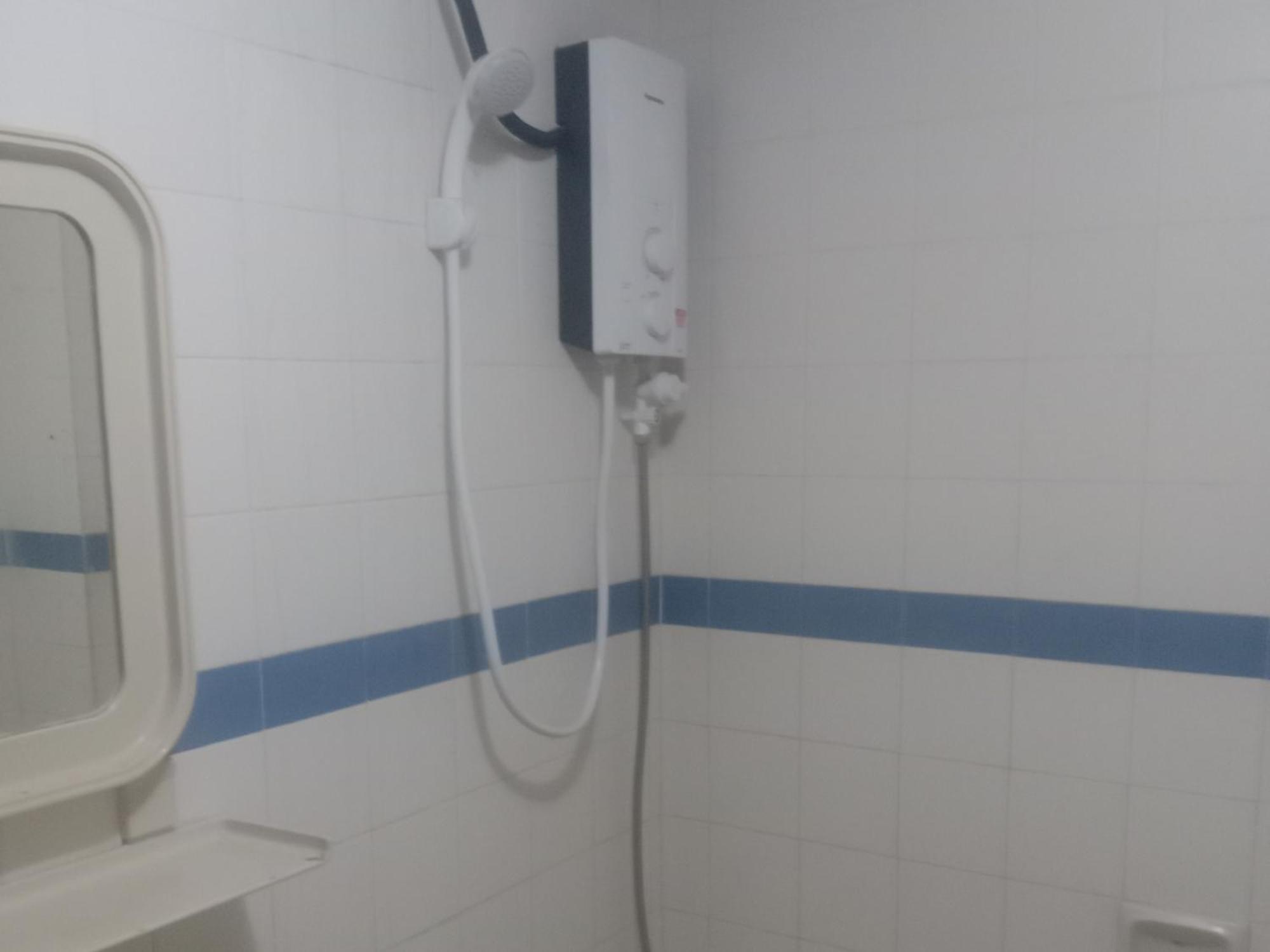 Pd Bayu Beach Resort Private Service Apartment Port Dickson Exteriör bild
