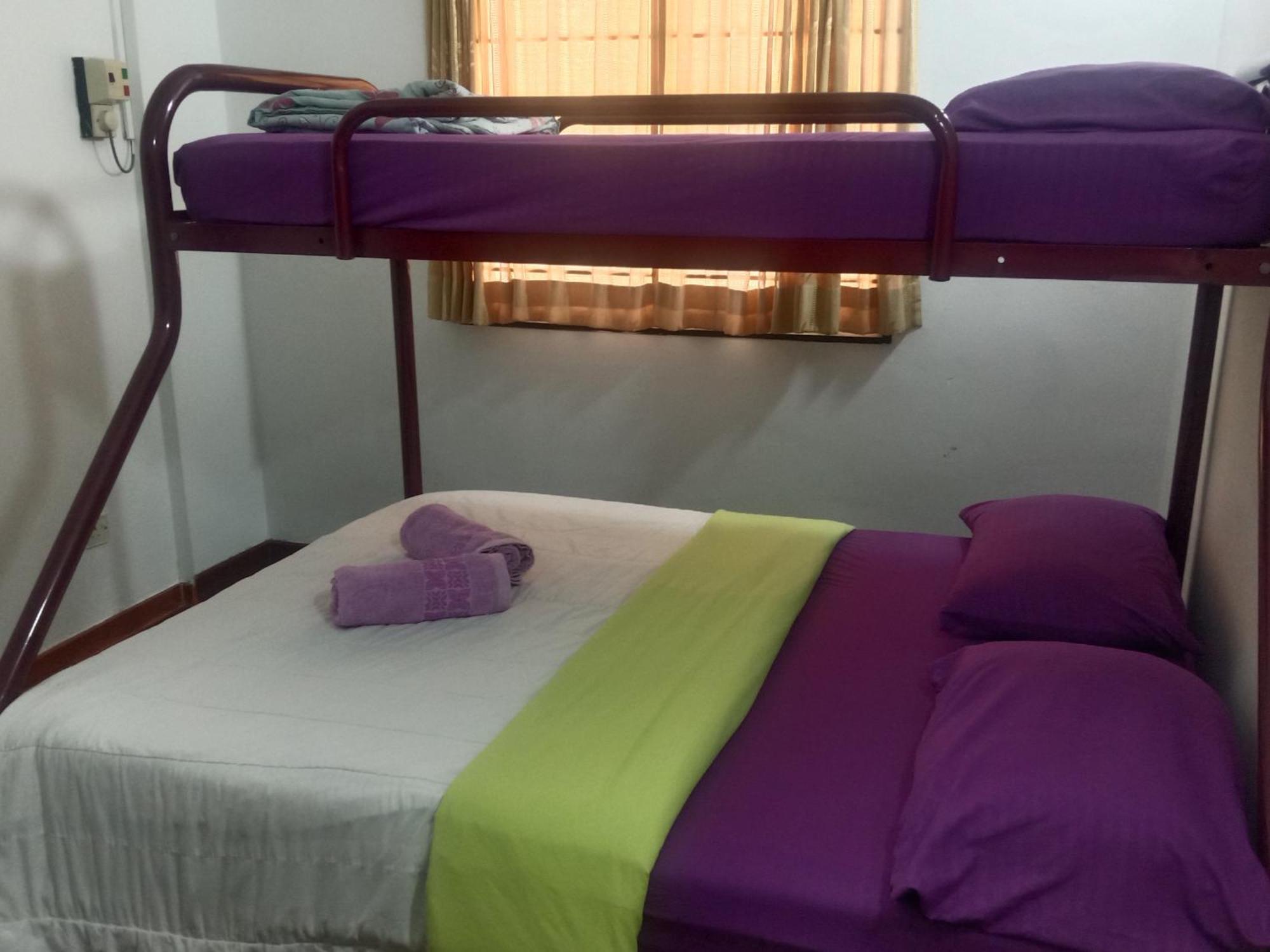 Pd Bayu Beach Resort Private Service Apartment Port Dickson Exteriör bild